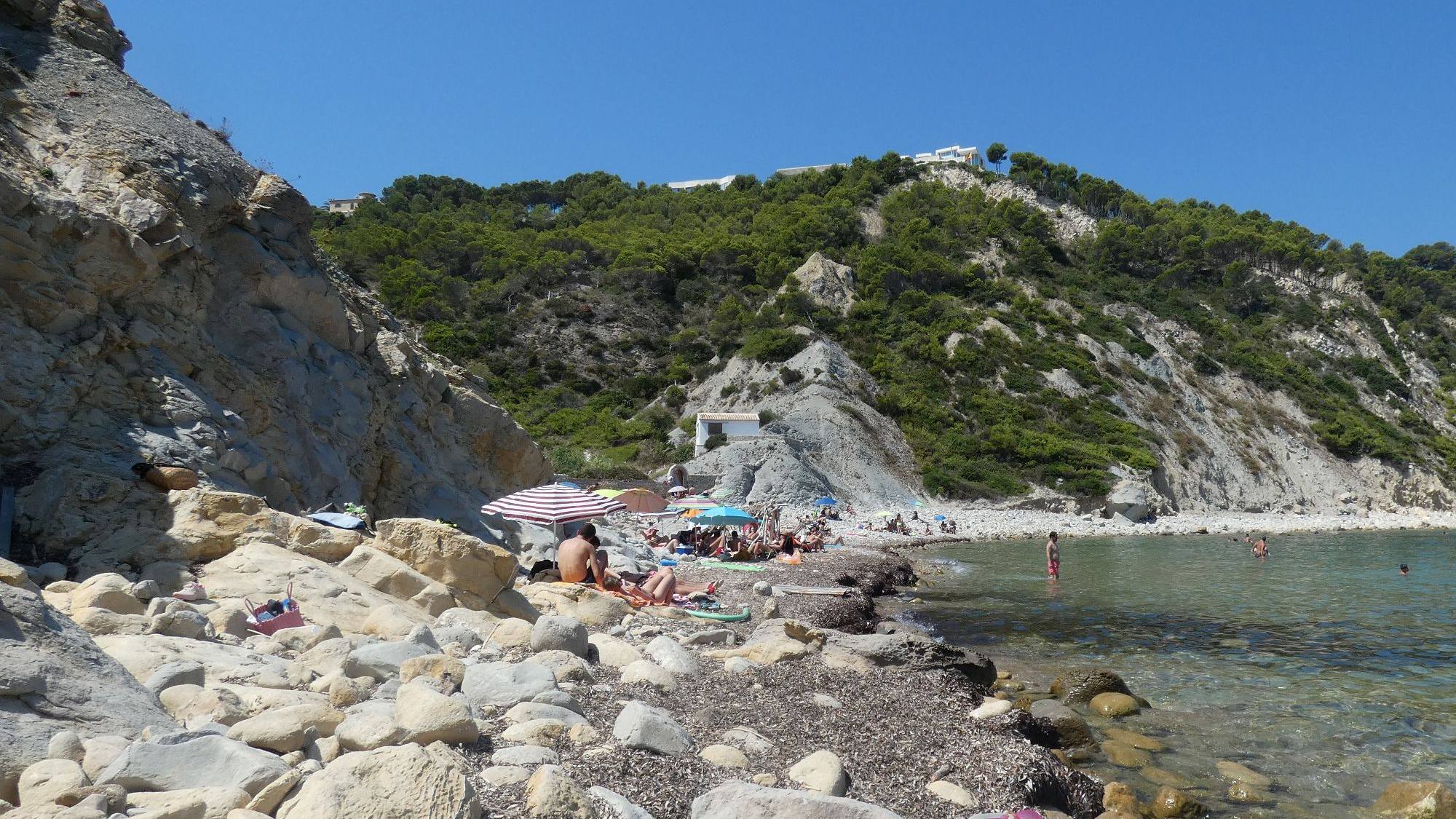 El Arenal y calas como la Granadella y Portitxol